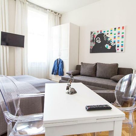 Design Apartments I Contactless Check-In Vienna Esterno foto